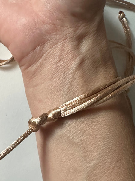 glow bracelet